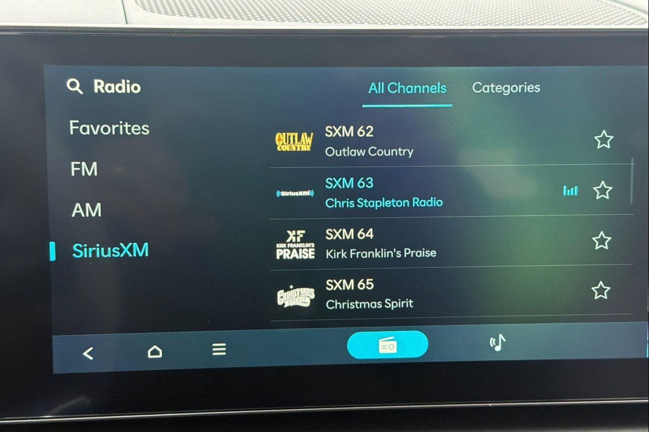 New 2026 Black Hyundai SE AWD image 26