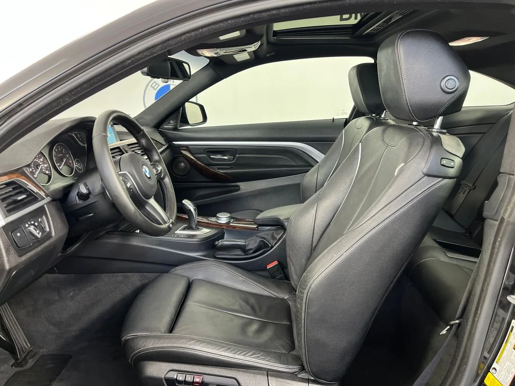Used 2018 Black Sapphire Metallic BMW 440i xDrive image 16
