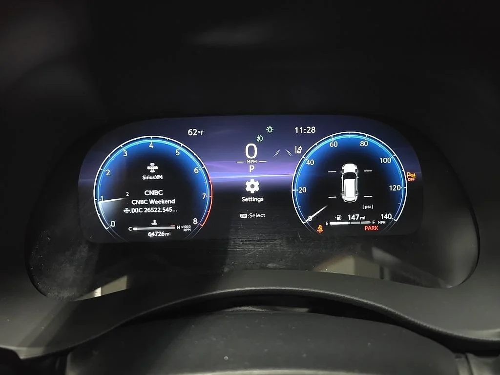 Used 2024  Toyota Platinum image 22