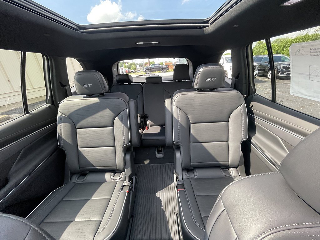 2026 Buick Enclave Sport Touring - Photo 16