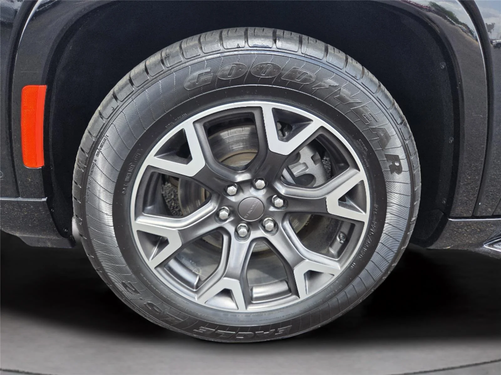 Used 2024 Diamond Black Crystal Pearlcoat Jeep Series III image 36