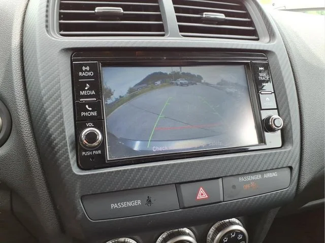 Used 2025 Gray Mitsubishi 2.0 ES image 28