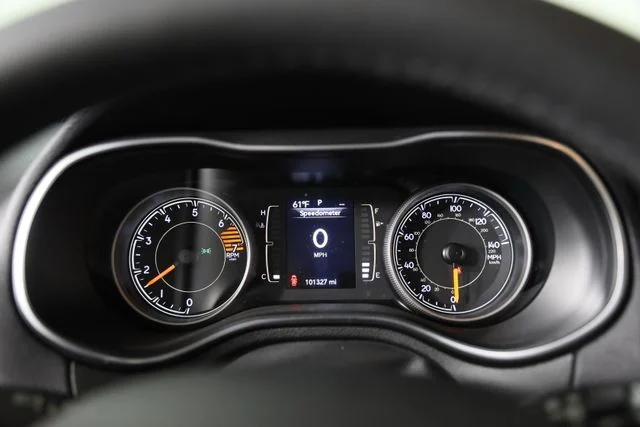Used 2019 Black Jeep Latitude Plus image 8