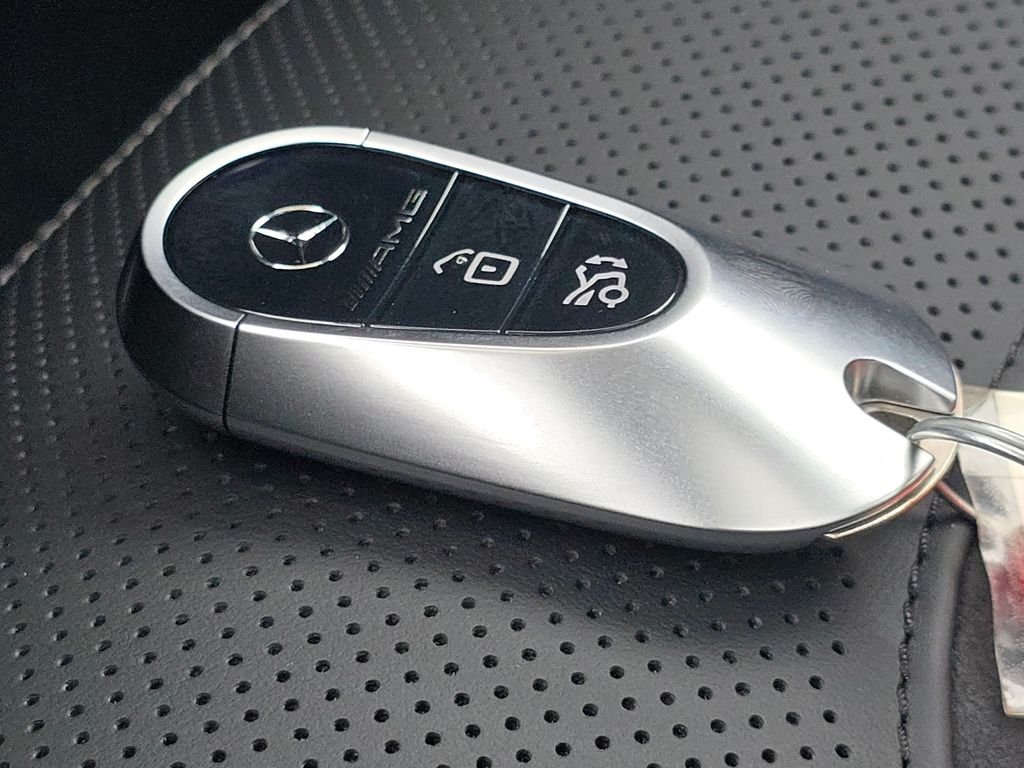 2025 Mercedes-Benz GLC AMG GLC63 S - Photo 37