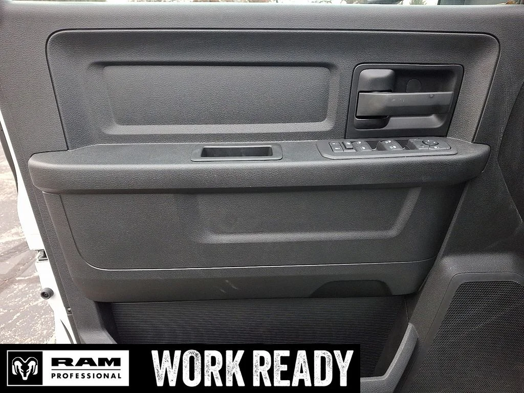 New 2026 Bright White Clear-Coat Exterior Paint RAM Tradesman image 9