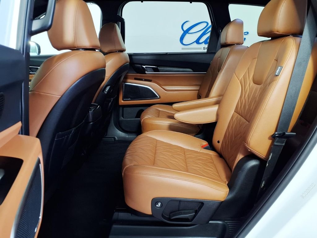 Used 2024 White Kia SX X-Pro image 8