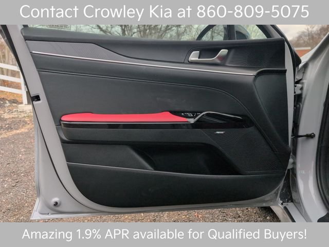 2026 Kia K5 GT-Line - Photo 9