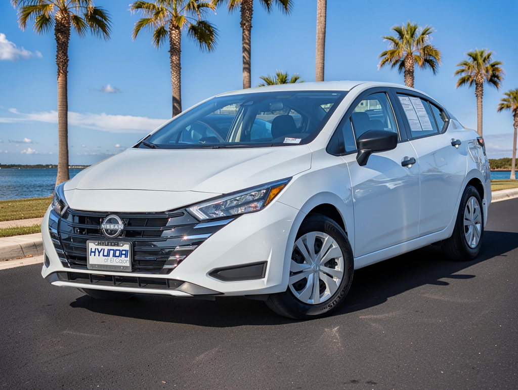 Used 2025 White Nissan 1.6 S image 3