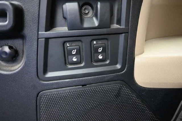 Used 2018 Shoreline Mist Toyota Platinum image 7