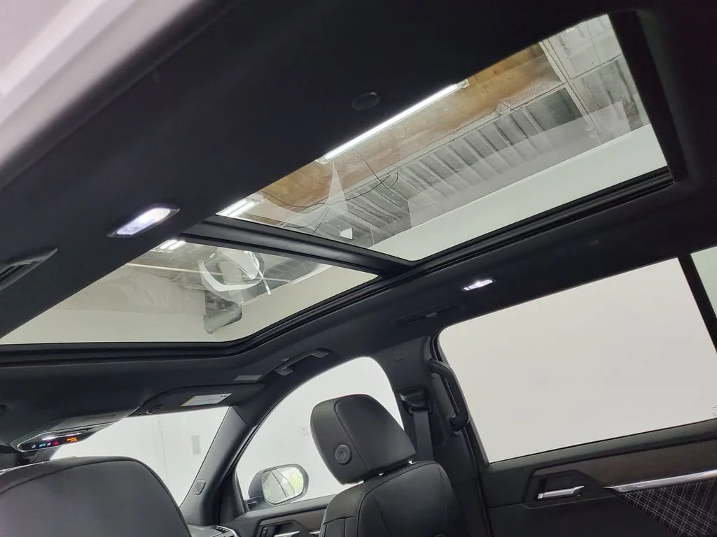 2026 GMC Acadia Denali - Photo 26