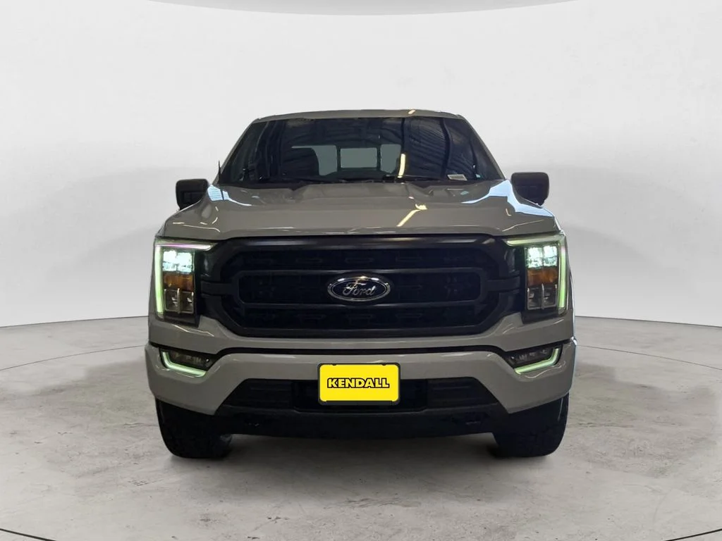 Used 2022 White Ford XLT image 2