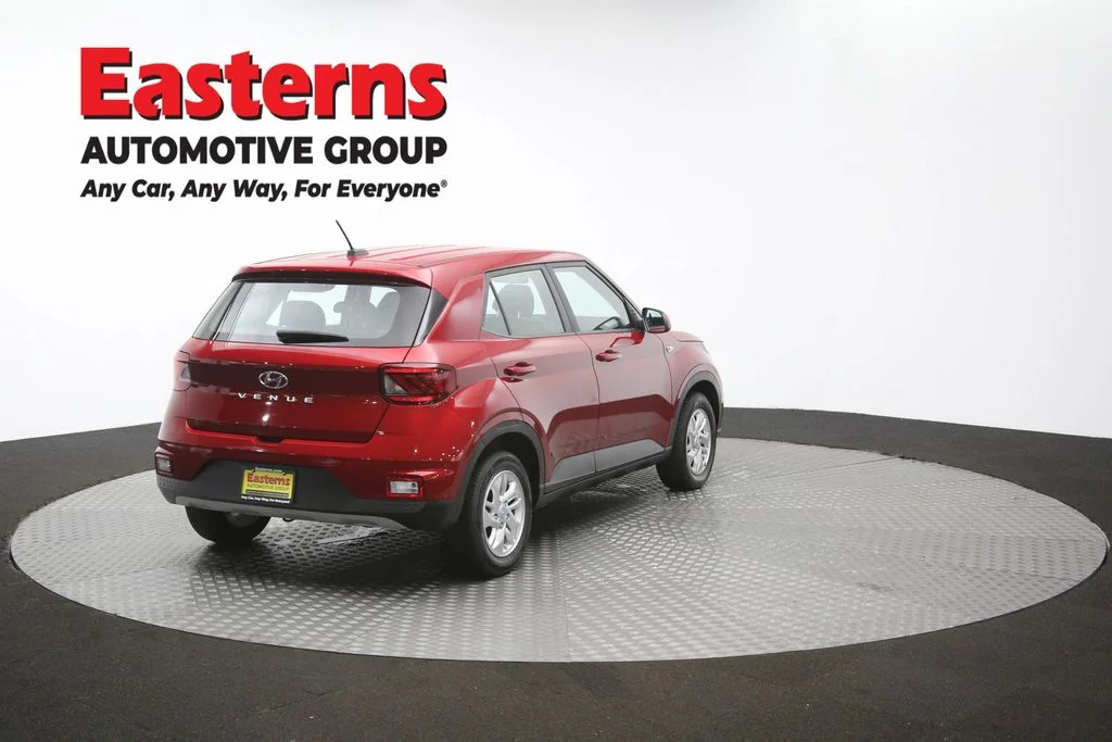 Used 2025 Red Hyundai SE image 38