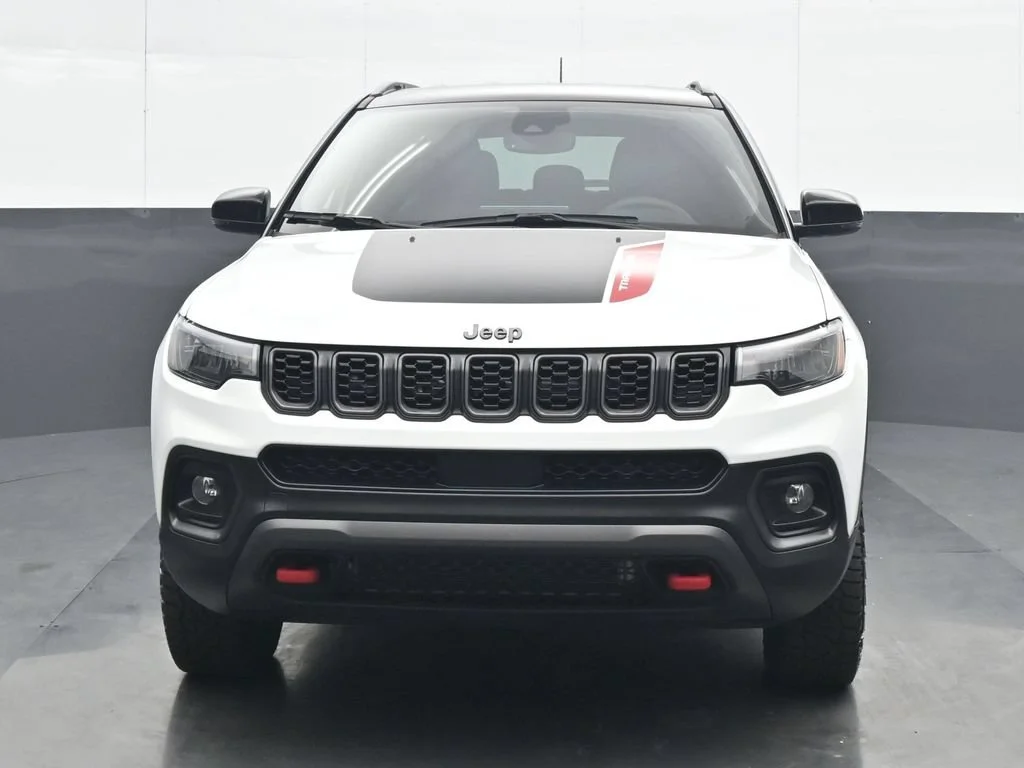 Used 2026 White Jeep Trailhawk image 1