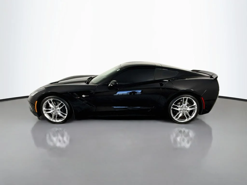 Used 2015 Black Chevrolet Stingray Z51 image 2