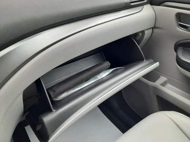 Used 2018  Honda EX-L image 36