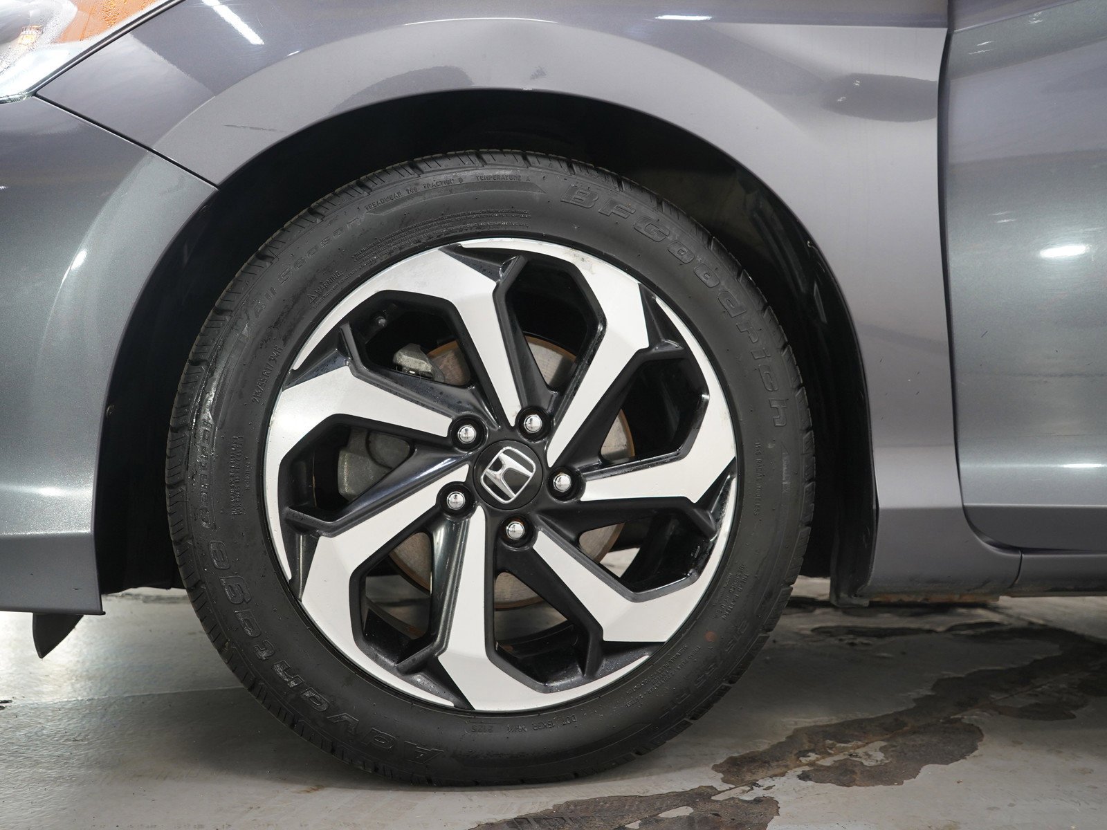 Used 2016  Honda 4dr I4 CVT EX w/Honda Sensing image 30