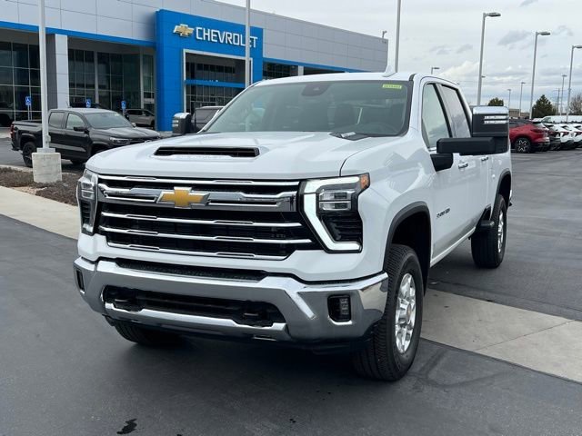 2026 Chevrolet Silverado 3500 HD LTZ - Photo 35