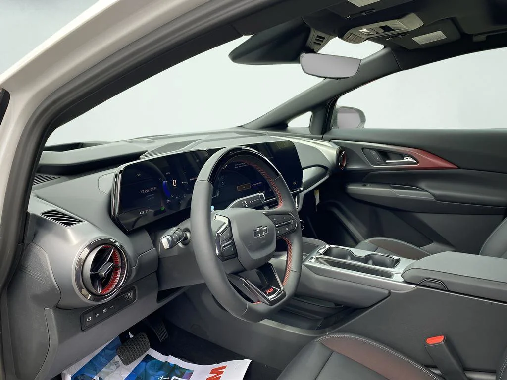 2025 Chevrolet Equinox EV RS - Photo 10