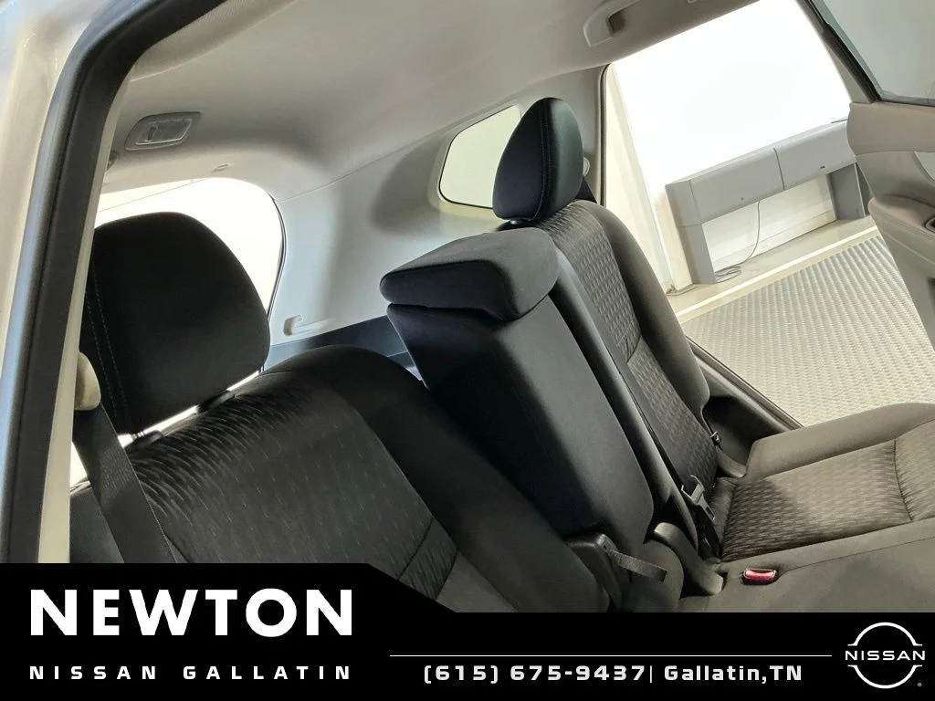 Used 2020 Brilliant Silver Metallic Nissan SV image 16