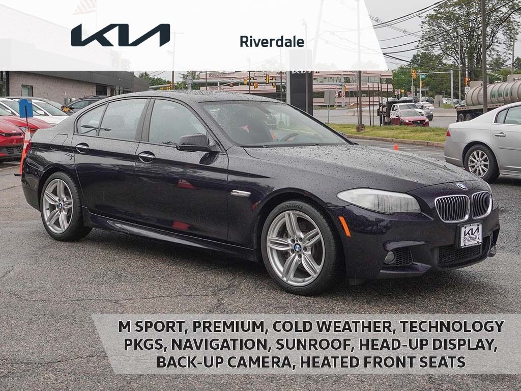 2013 BMW 5 Series 535i xDrive Sedan's photo