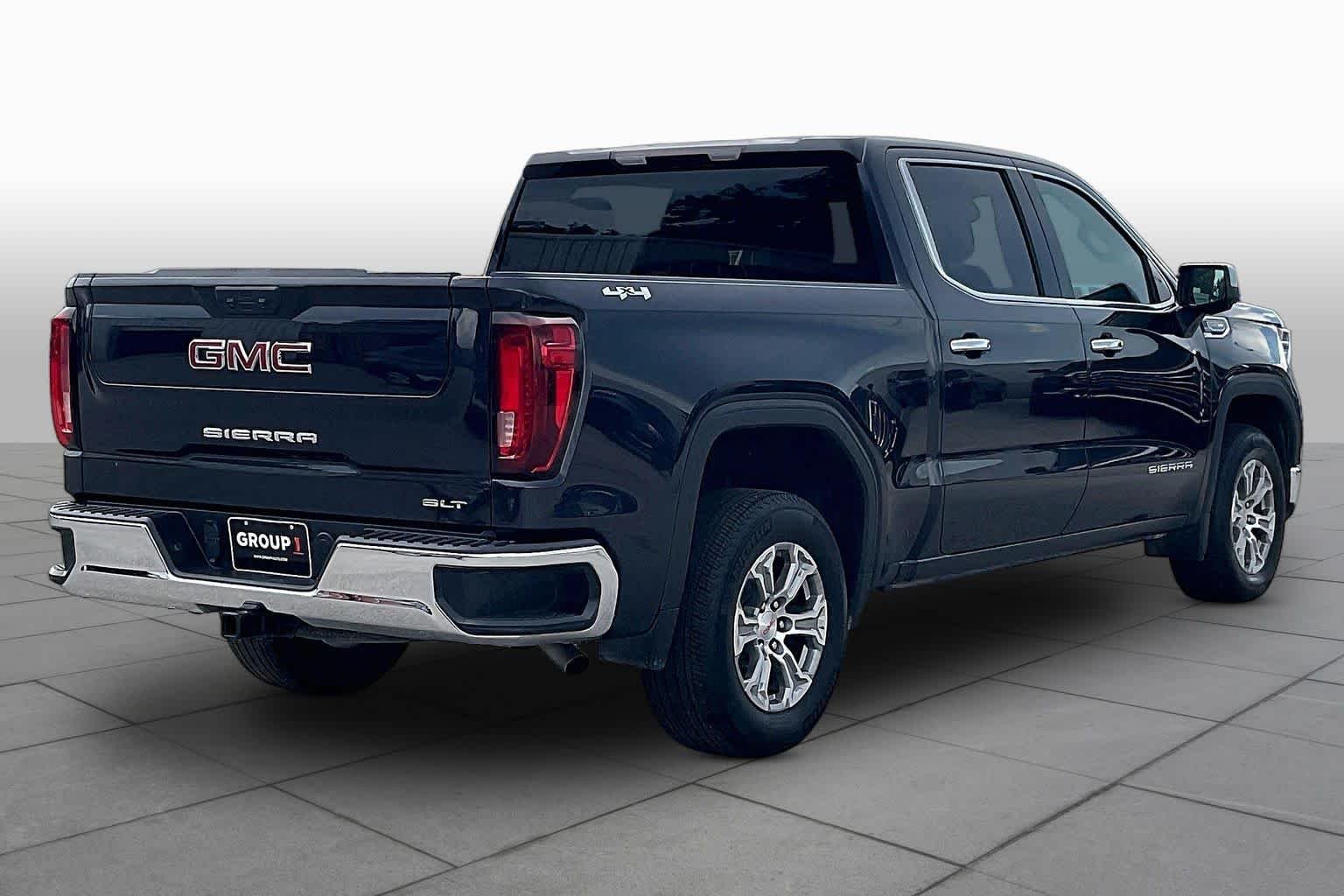 Used 2025 Titanium Rush Metallic GMC SLT image 12