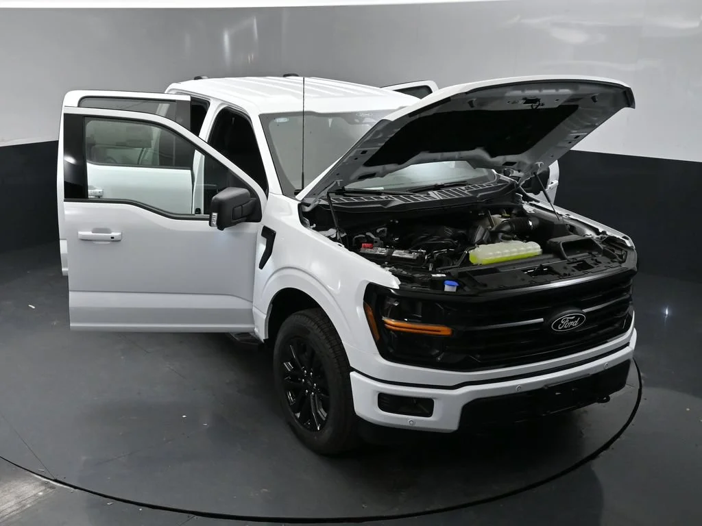 New 2026 Oxford White Ford XLT image 49