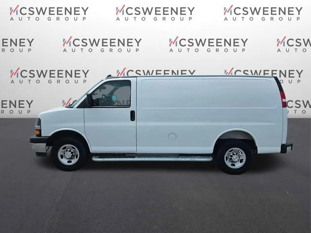 Used 2025 Summit White Chevrolet WT image 2
