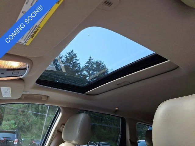 Used 2017 Blue Jeep Limited image 15