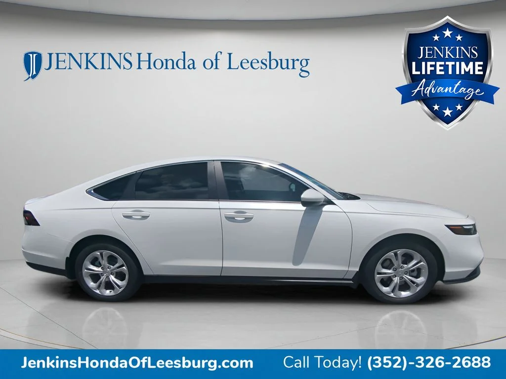 New 2026 Platinum White Pearl Honda LX image 2