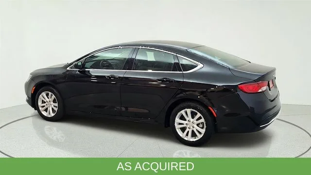 Used 2015 Black Chrysler Limited image 8