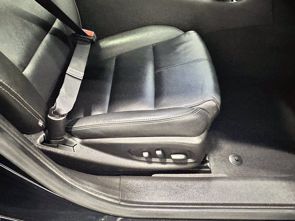 Used 2017 Black Chevrolet LT image 27