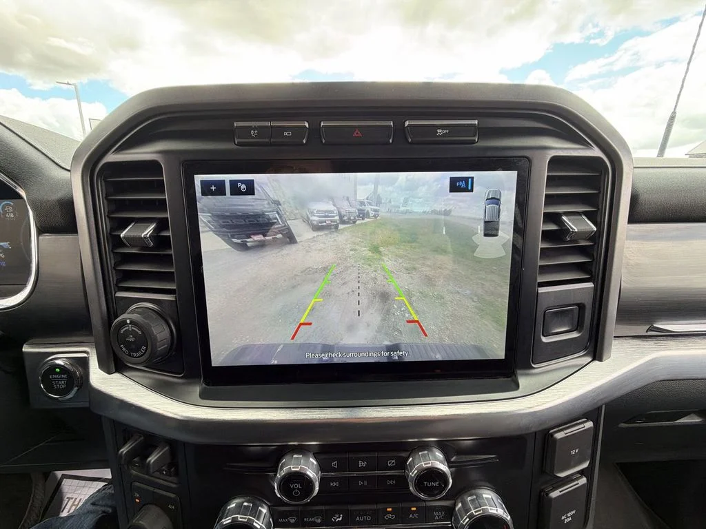 Used 2022 Gray Ford Lariat image 32