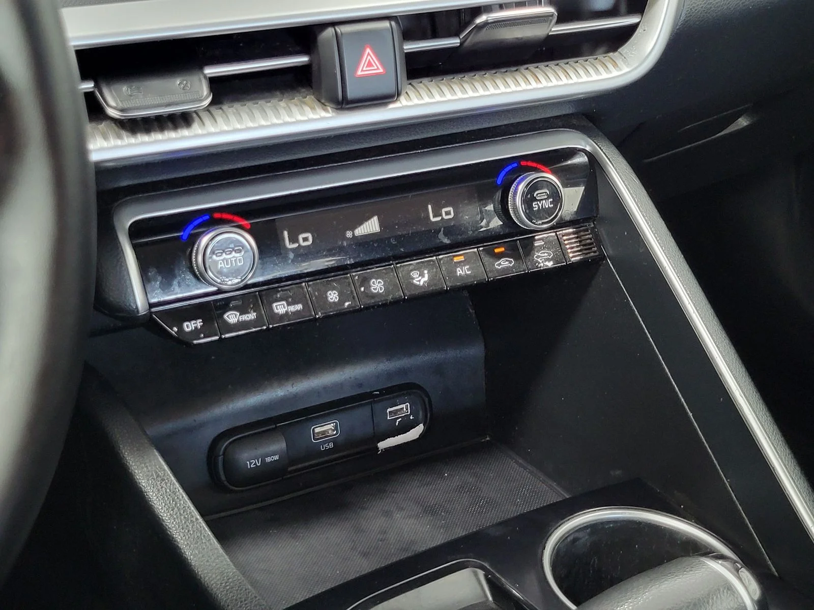 Certified Used 2022 Silver Kia LXS image 20