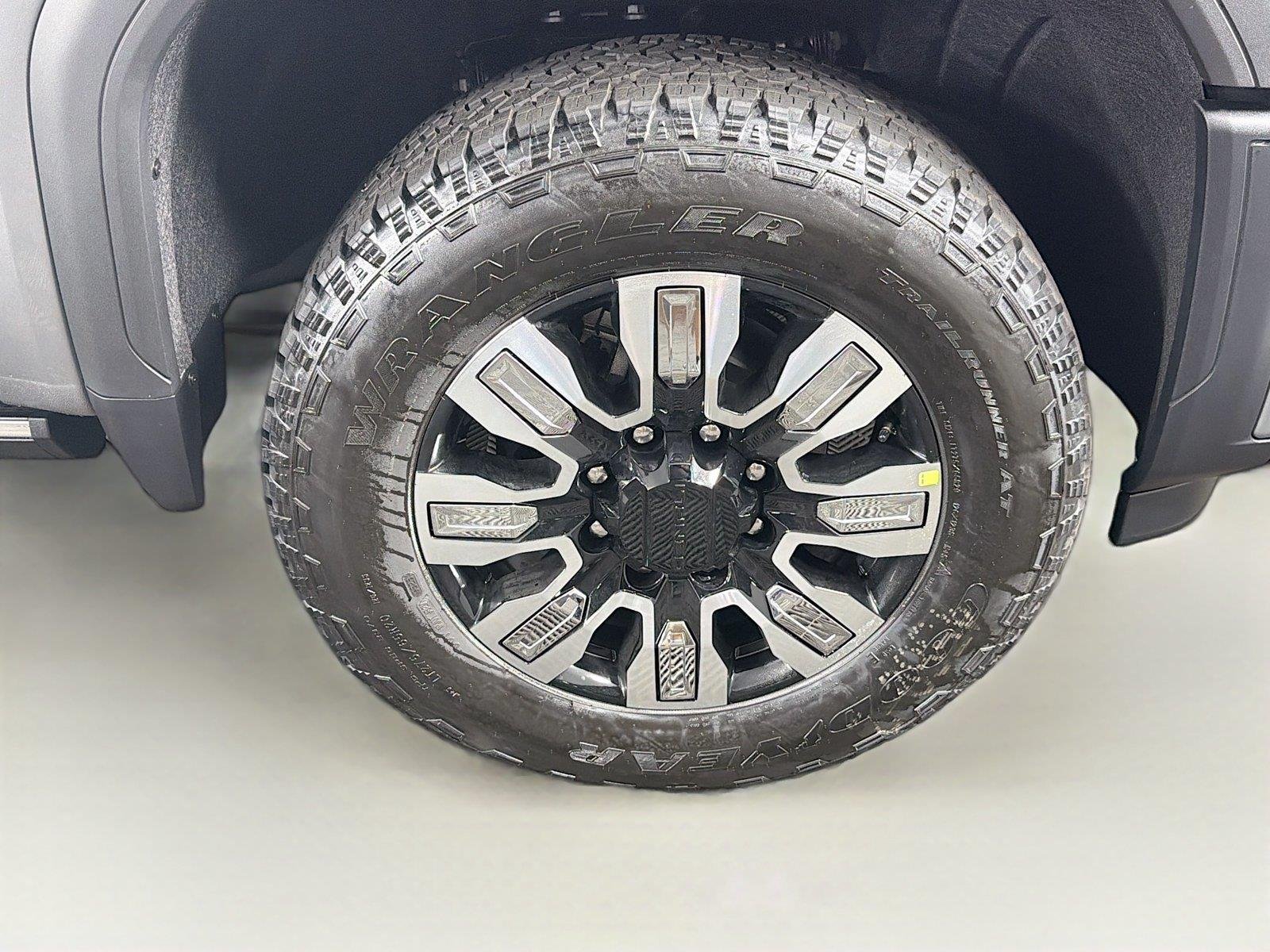 2026 GMC Sierra 2500HD Denali - Photo 37