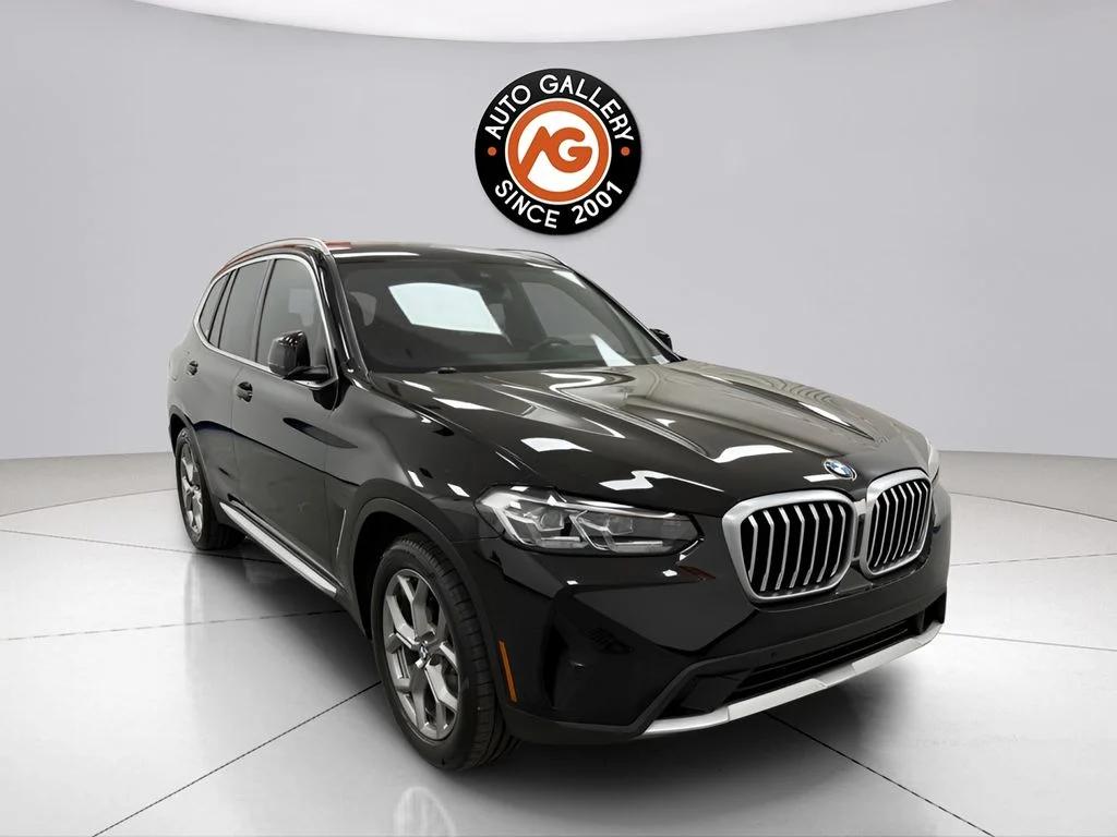 2022 BMW X3 sDrive30i's photo