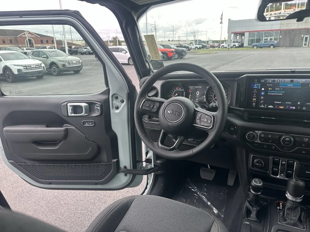 New 2027 Earl Clearcoat Jeep Sport S image 15