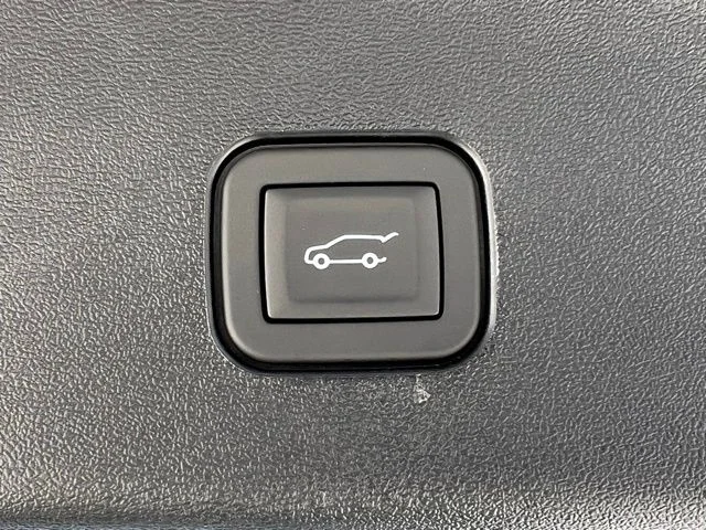 2026 Cadillac VISTIQ Sport - Photo 20