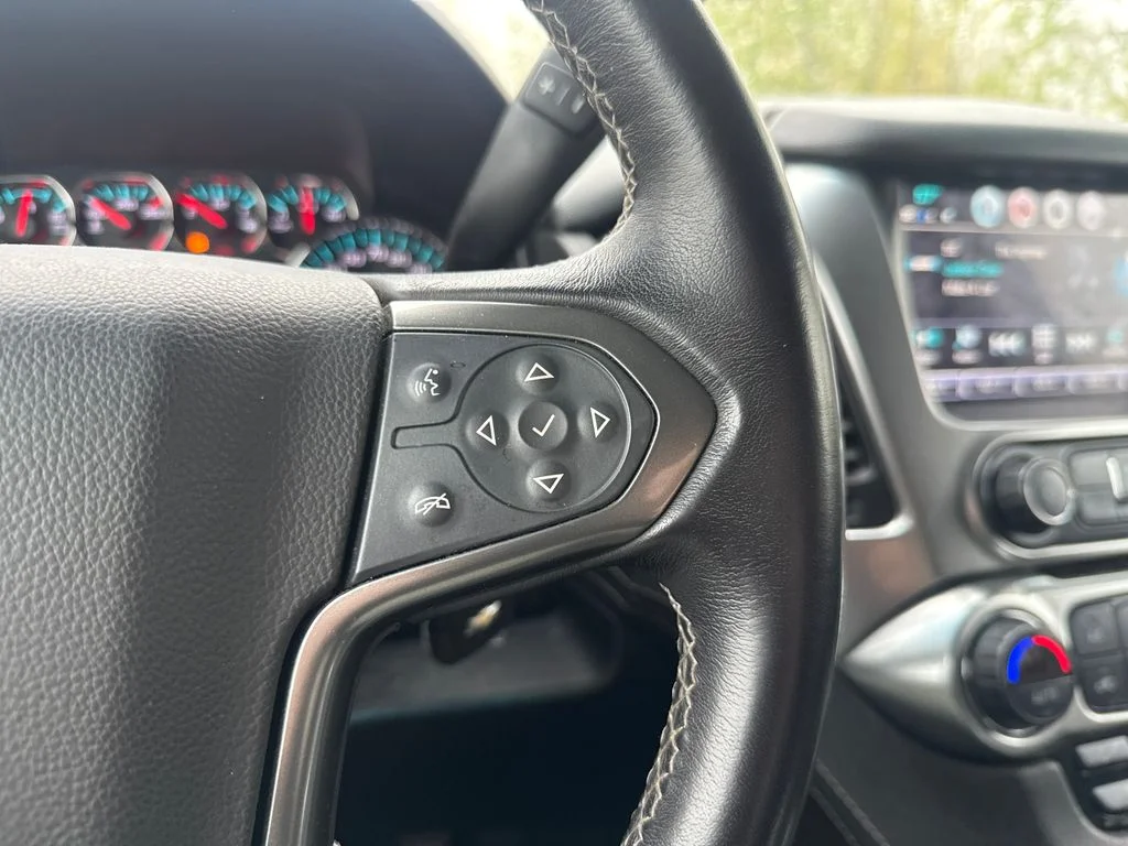 Used 2020 Black Chevrolet LS image 13
