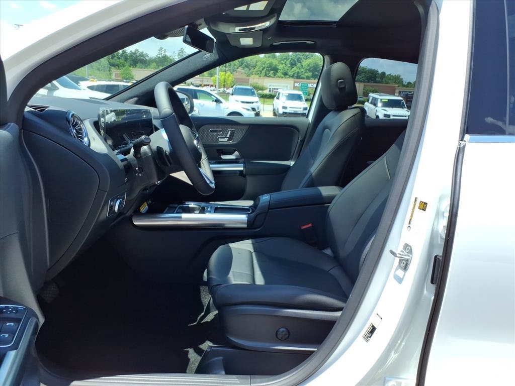 New 2026 Polar White Mercedes-Benz GLA 250 image 11