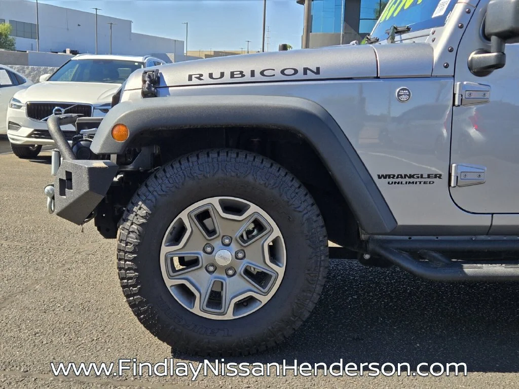 Used 2017 Silver Jeep Unlimited Rubicon image 9