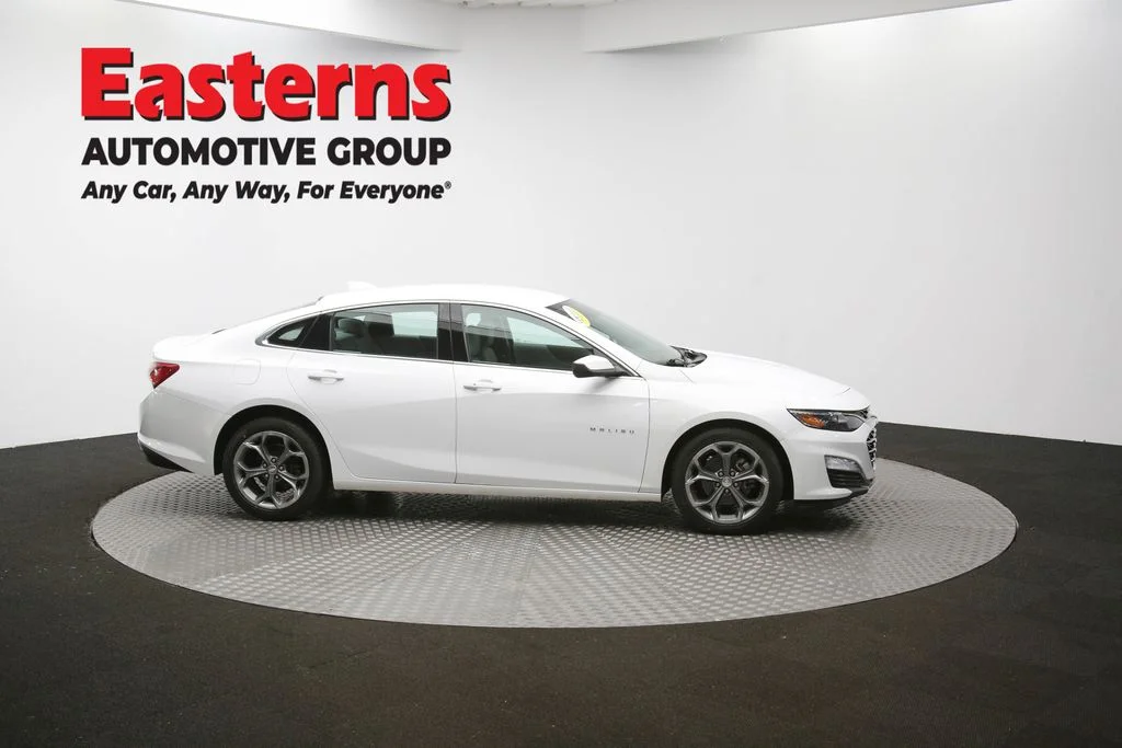 Used 2021 White Chevrolet LT image 46