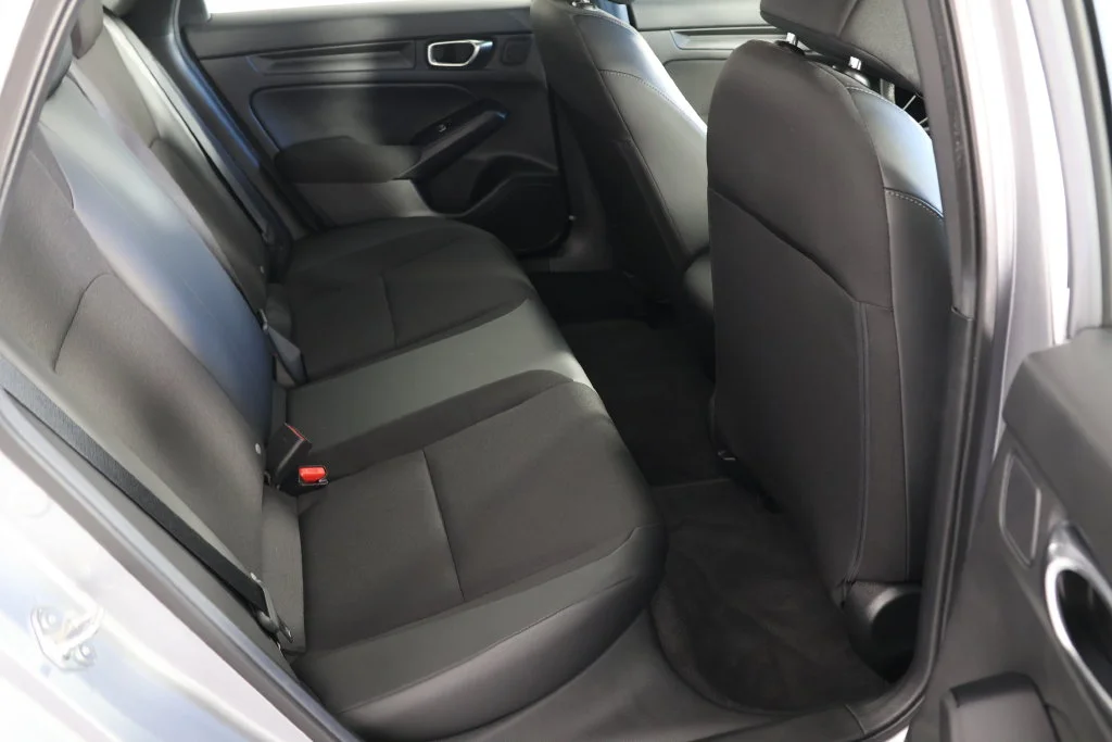 Certified Used 2025 Solar Silver Metallic Honda Sport image 24