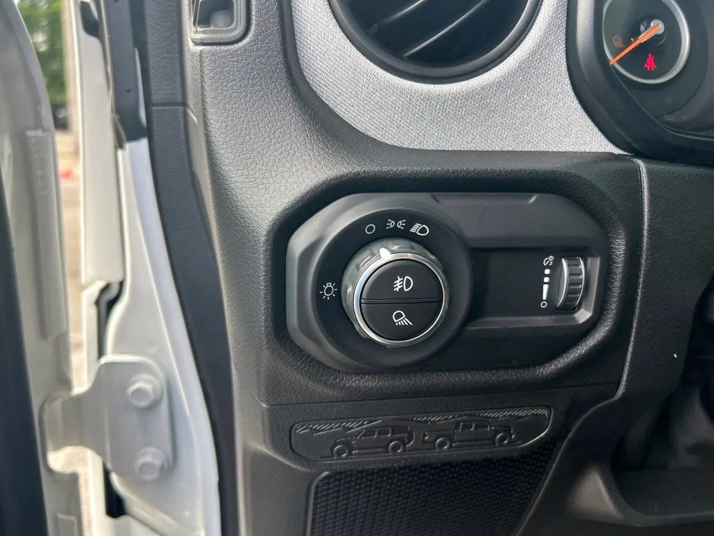 Used 2026 White Jeep Sport image 35