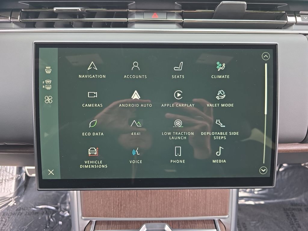 Certified Used 2025 Black Land Rover SE image 22