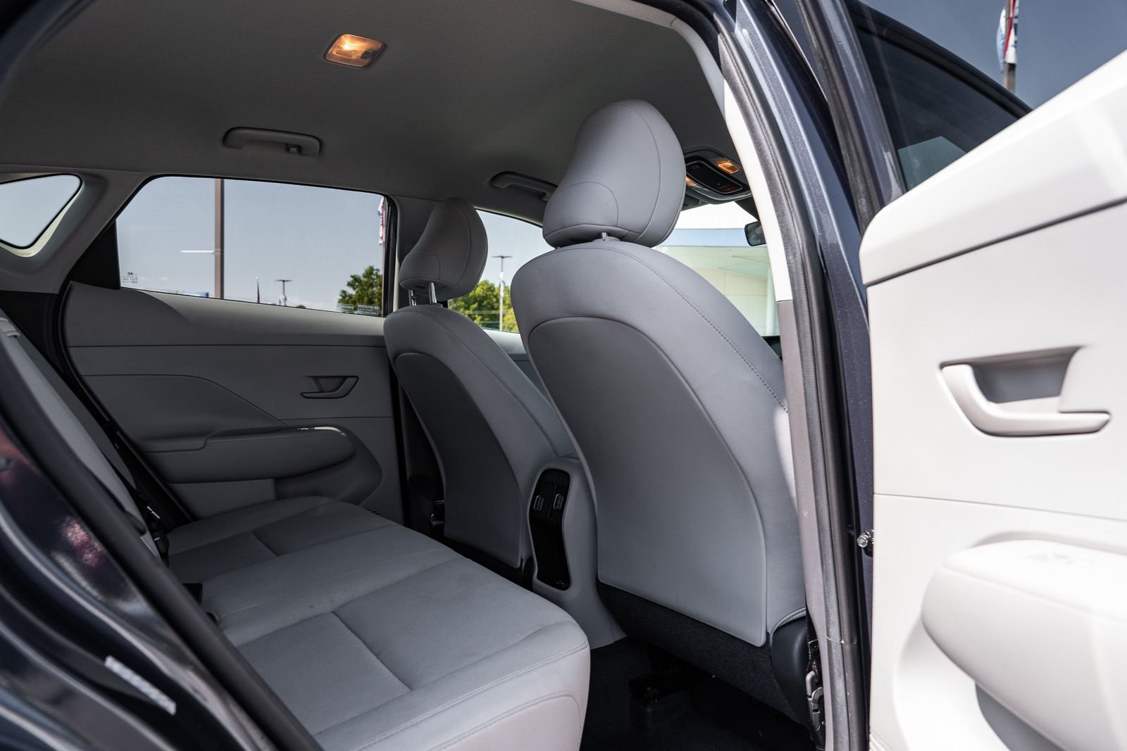 Used 2024 Blue Hyundai SEL image 12