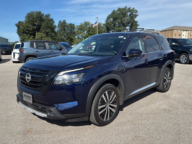 Used 2025 Blue Nissan Platinum image 26