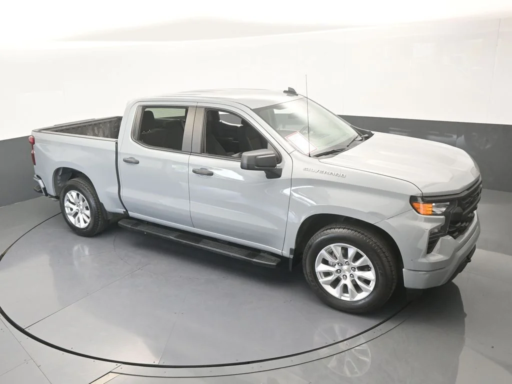 Used 2024 Slate Gray Metallic Chevrolet Custom image 56
