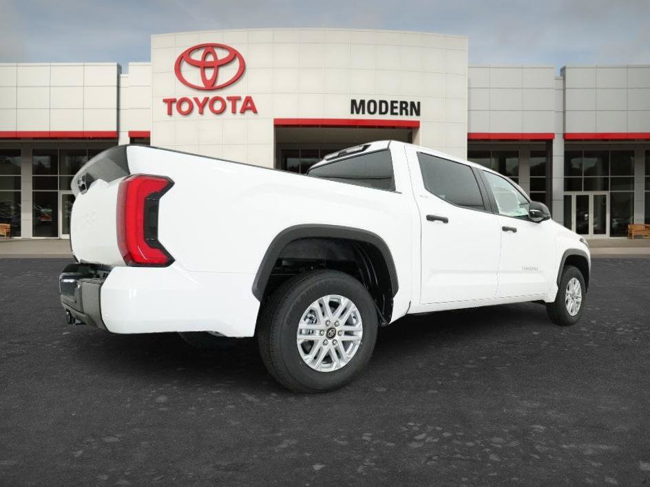 New 2026 Ice Cap Toyota SR5 image 17