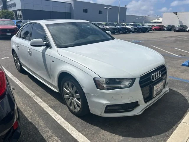 2015 Audi A4 2.0T FWD multitronic Premium's photo