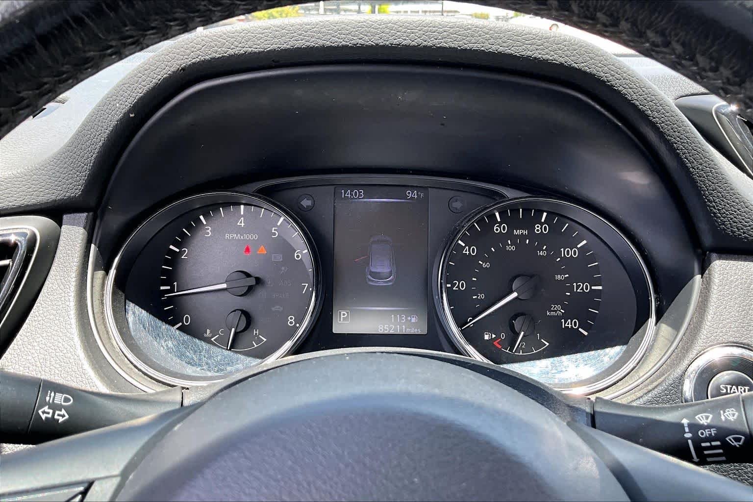 Used 2017 Pearl White Nissan SL image 22